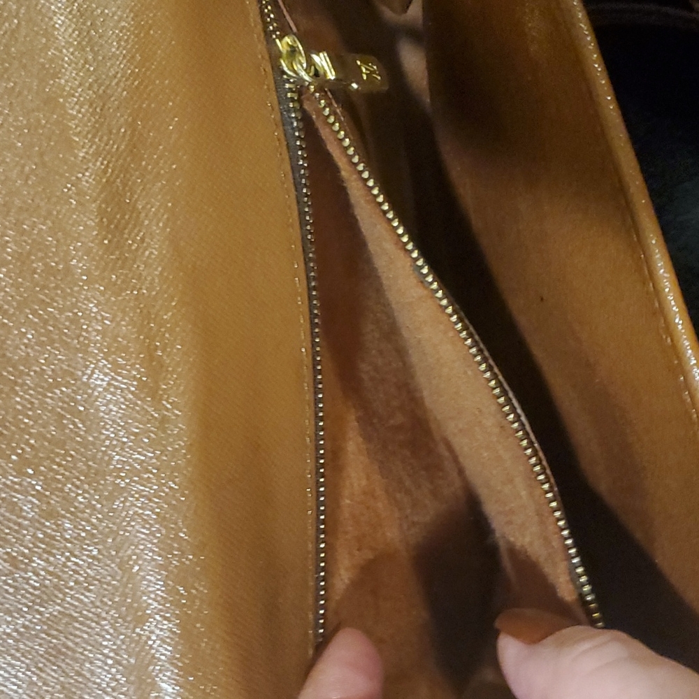 Louis Vuitton Bordeaux Bag with COA - Picture 9 of 16